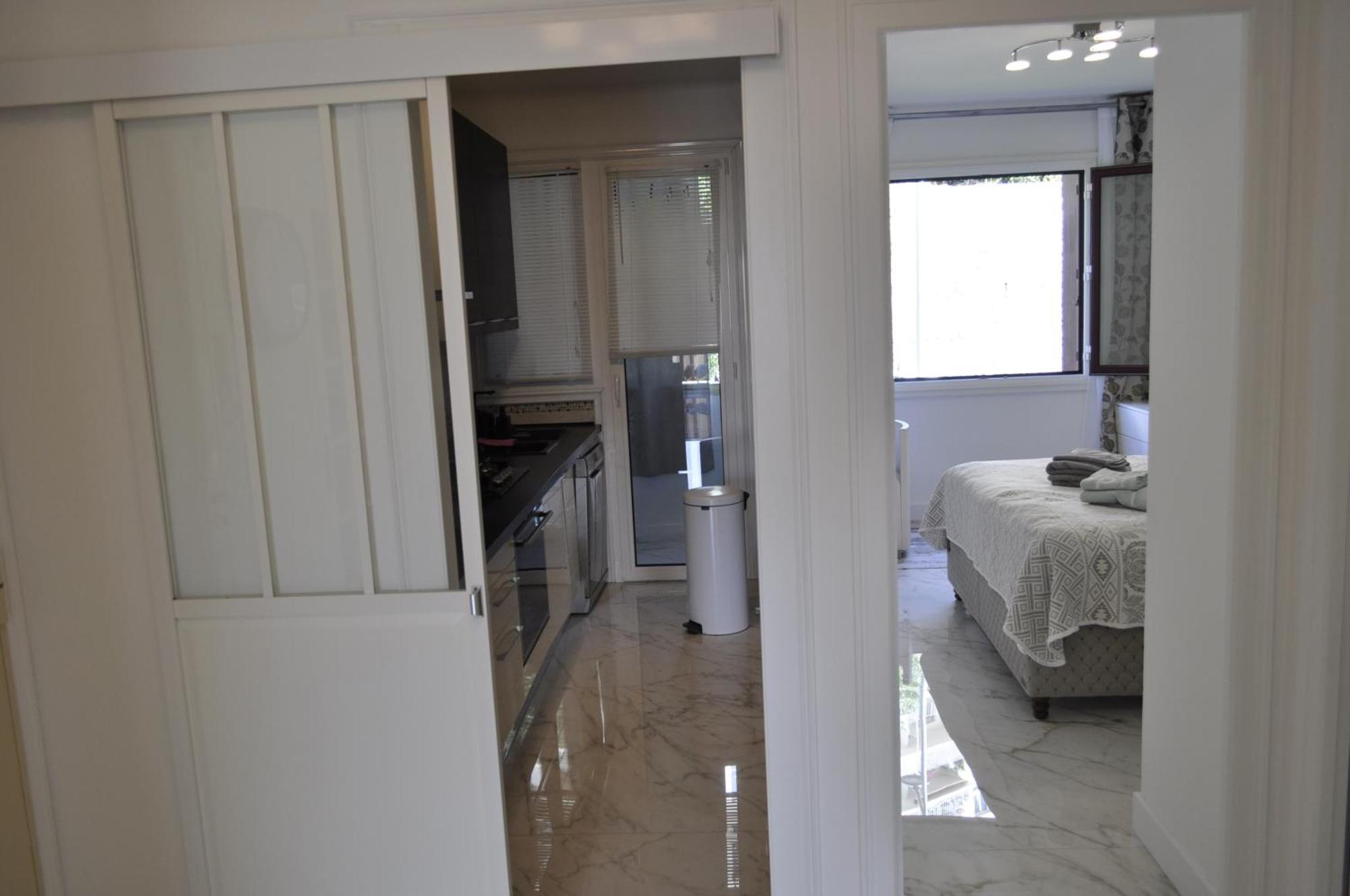 Emotion Vip Apartment Νίκαια Εξωτερικό φωτογραφία